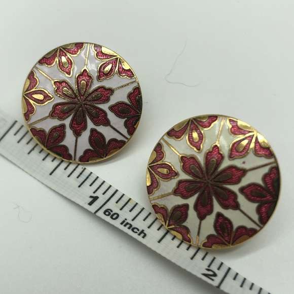 Cloisonné clip on earrings. - Picture 3 of 4